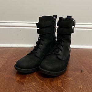 Born camryn combat boot size 9.5